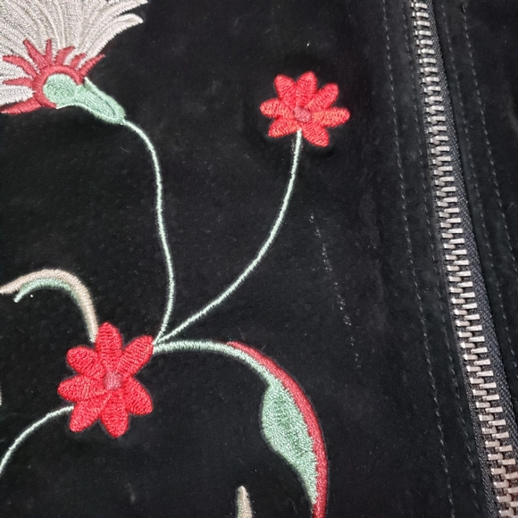 Suede mini skirt with embroidery - Picture 4 of 5